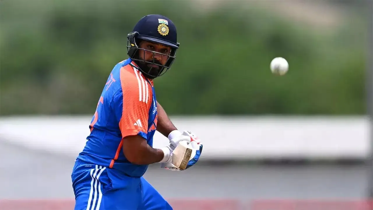  Rohit Sharma Photograph: (kanak news) 