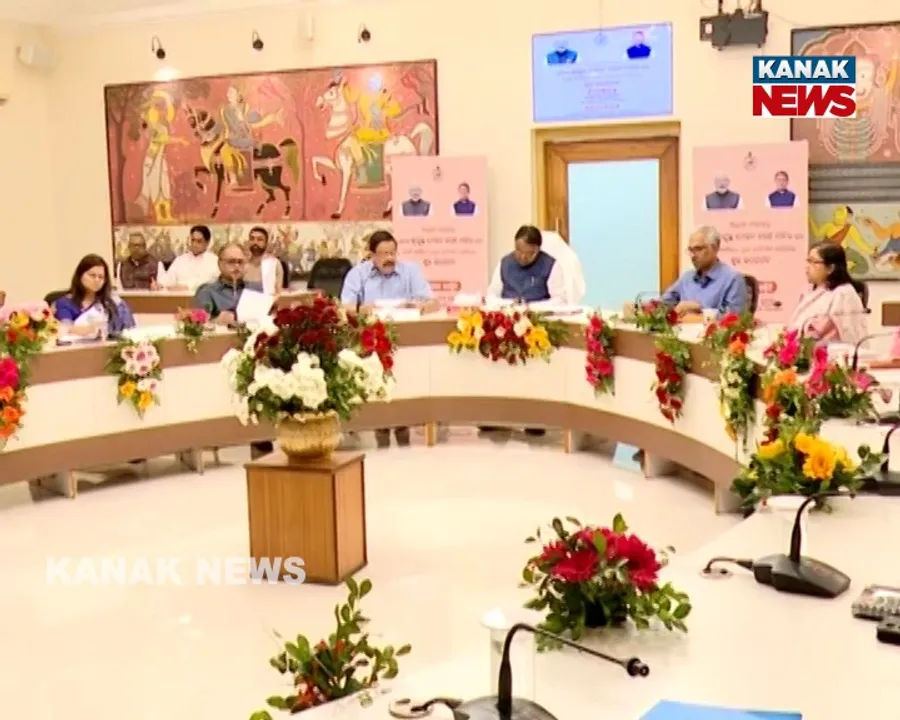  Meeting Photograph: (kanak news) 