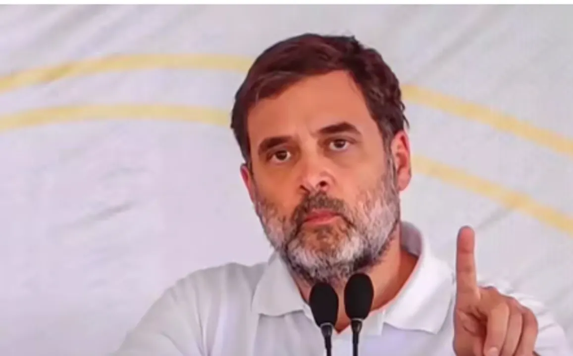  Photograph: (KANAKNEWS) 