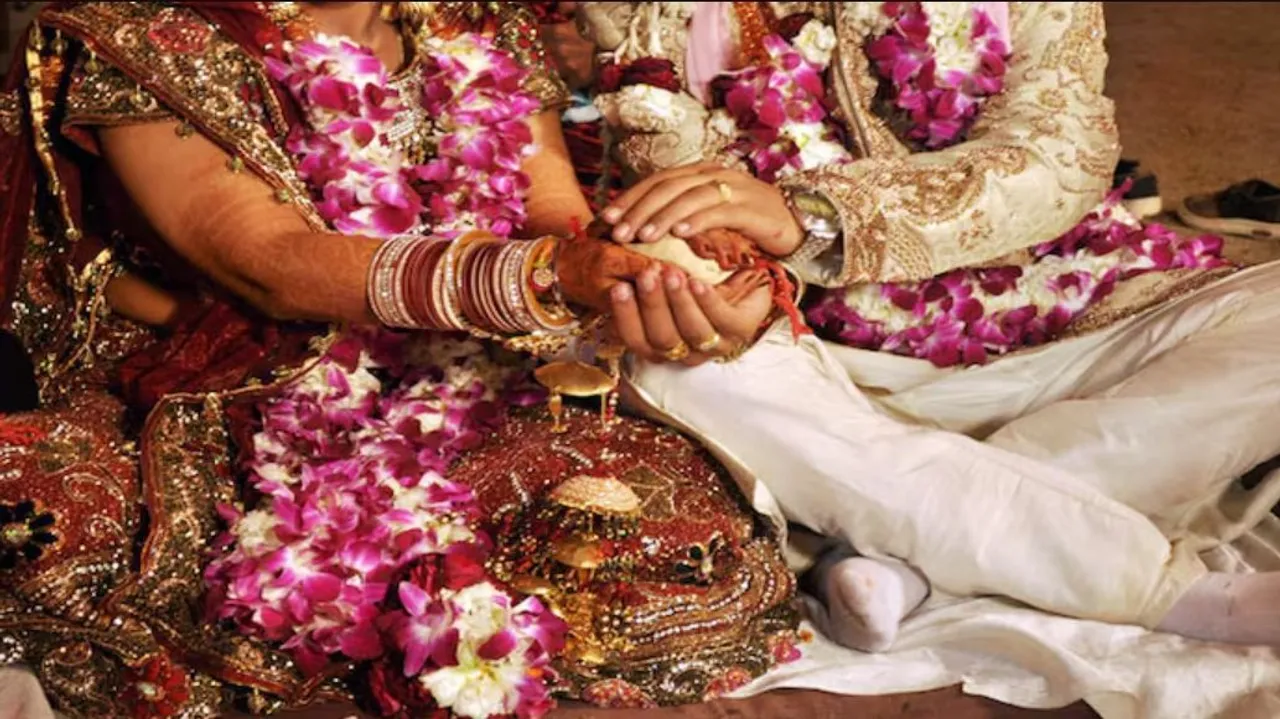  POLLYGAMY MARRIAGE Photograph: (Kanak News) 