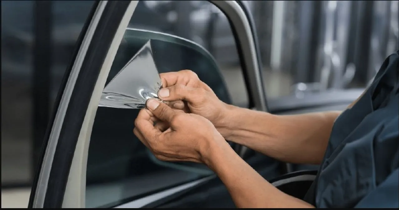  ଚାରି ଚକିଆ ଗାଡ଼ିରେ କଳାକାଚ ଲଗାଉଥିଲେ ସାବଧାନ, ଏଭଳି ଚେତାବନୀ ଦେଲେ ବିଭାଗୀୟ ମନ୍ତ୍ରୀ