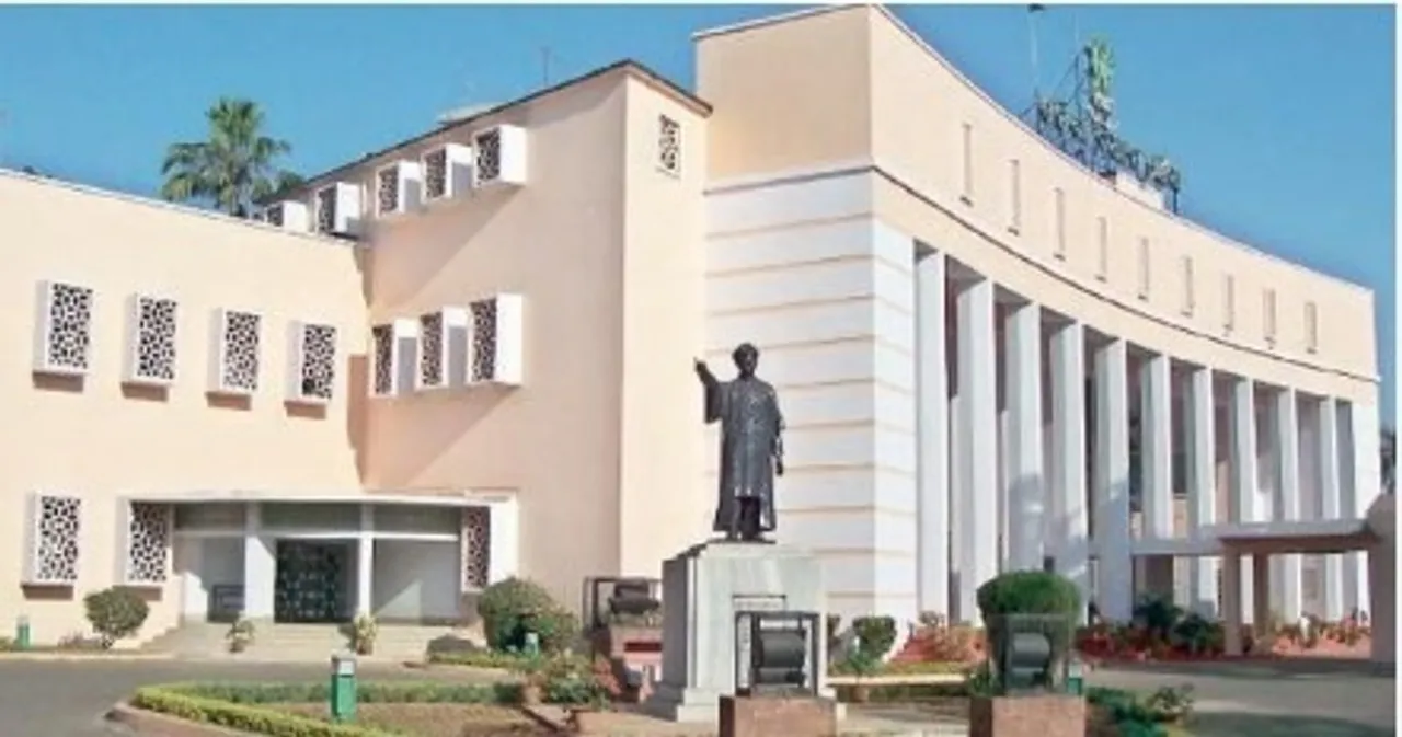  Photograph: (kanaknews) 