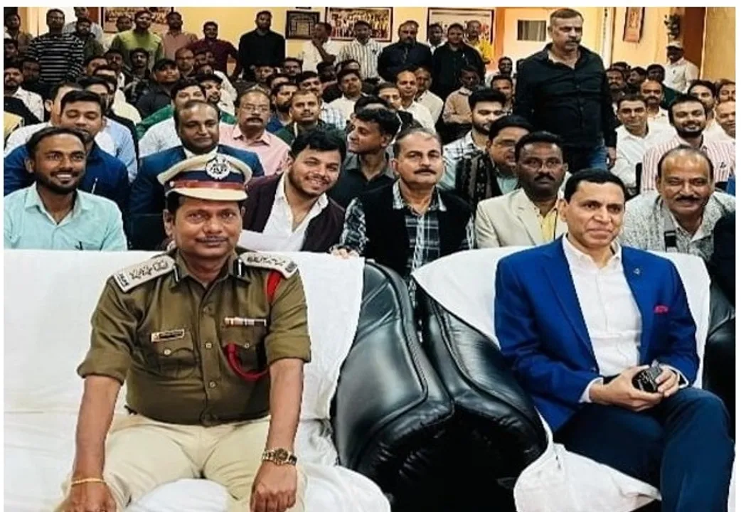  Photograph: (KANAKNEWS) 