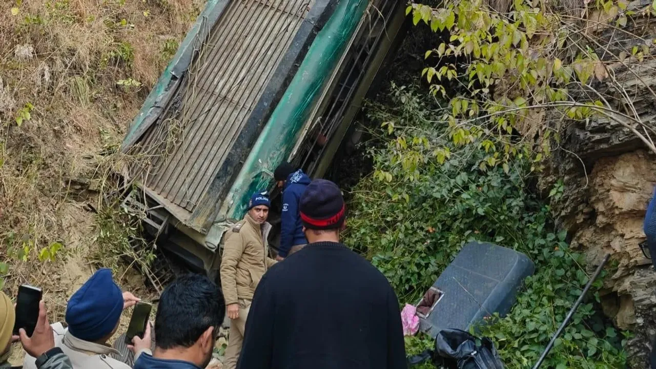  ALMORA-BUS-ACCIDENT Photograph: (Google) 