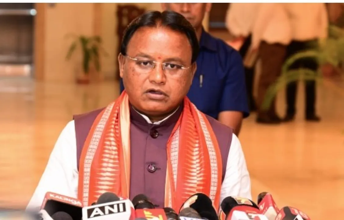  Photograph: (kanaknews) 