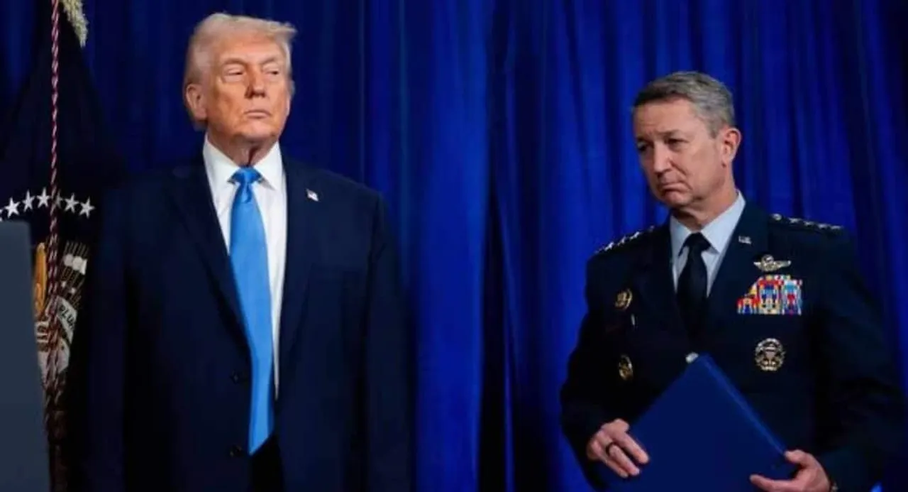  Donald trump Photograph: (kanak news) 