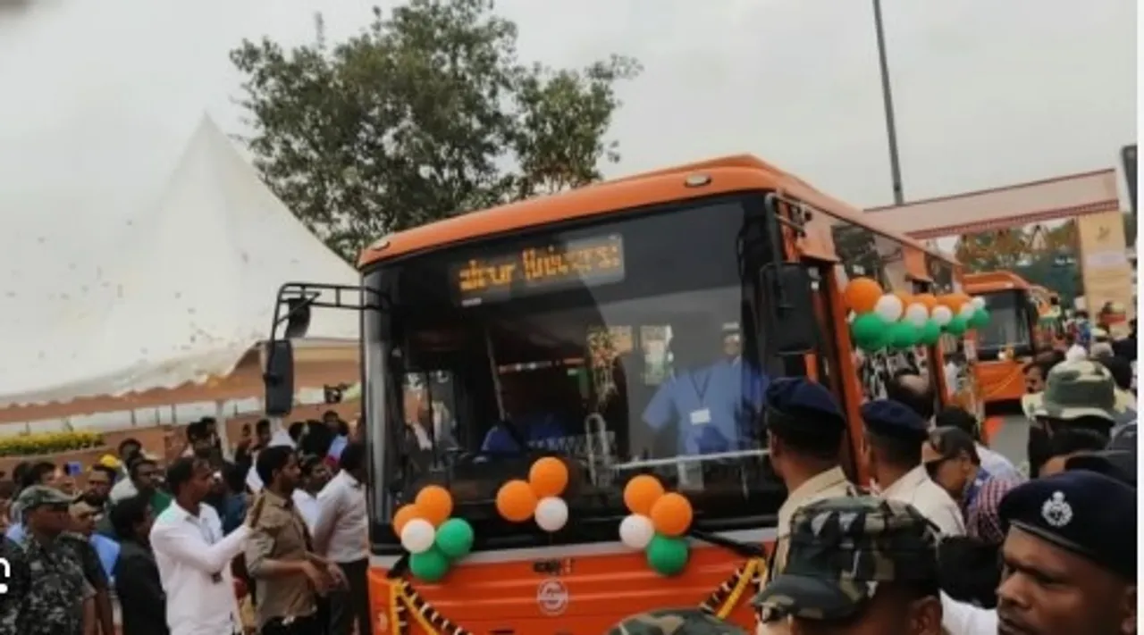  Photograph: (KANAKNEWS) 