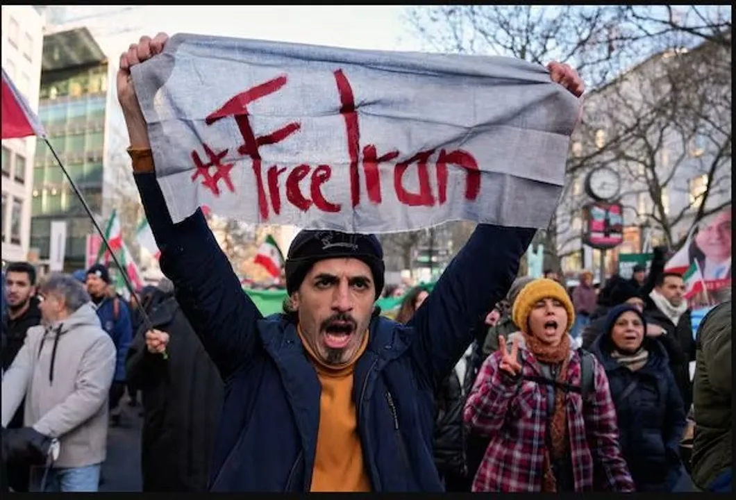  ଇରାନ ପ୍ରଦର୍ଶନୀକାରୀଙ୍କୁ ଆନ୍ଦୋଳନ ଜାରି ରଖିବାକୁ ଟ୍ରମ୍ପଙ୍କ ନିବେଦନ: ସହାୟତା ଆସୁଛି ବୋଲି ପ୍ରତିଶ୍ରୁତି