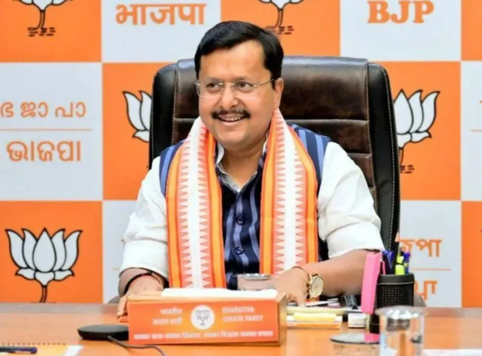  Photograph: (kanaknews) 