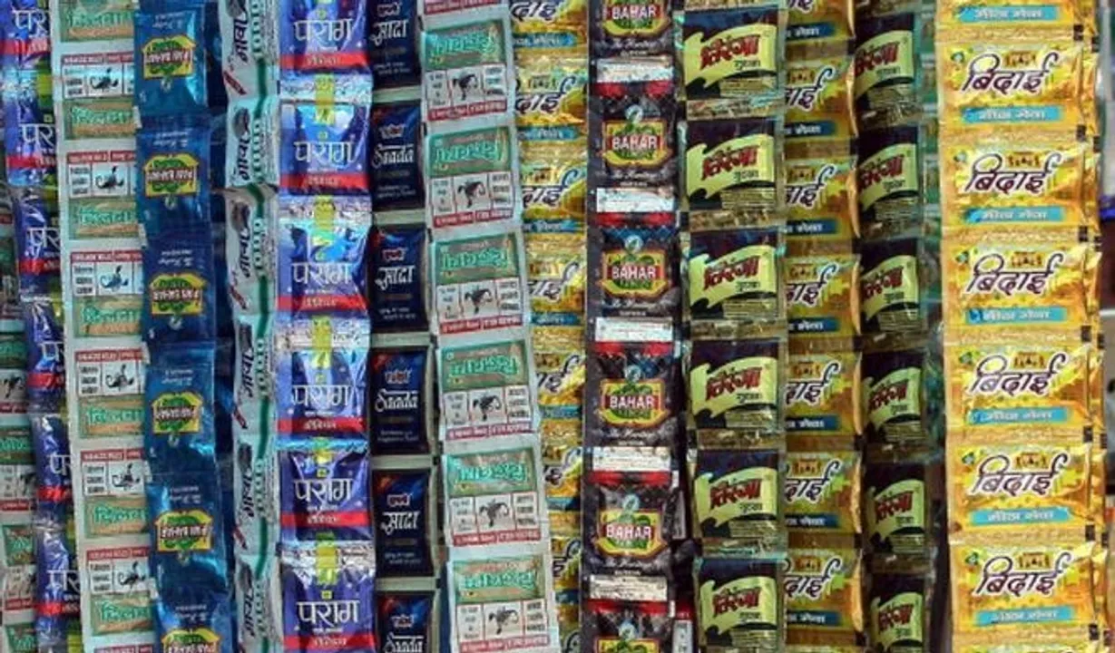  Gutkha Photograph: (kanak news) 