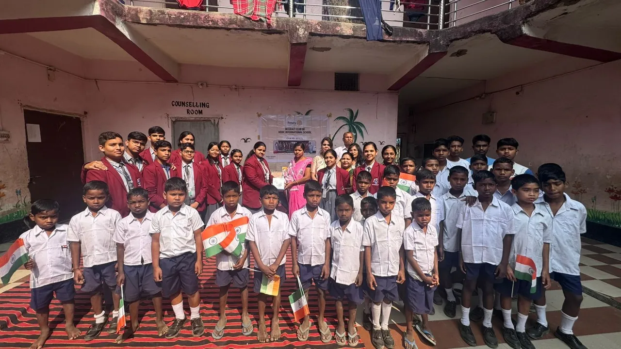  ଯୁବ ହୃଦୟ, ବଡ଼ ପ୍ରଭାବ: ସେବା ମାଧ୍ୟମରେ ଇଣ୍ଟରଆକ୍ଟ କ୍ଲବ୍‌ର ସାଧାରଣତନ୍ତ୍ର ଦିବସ ପାଳନ