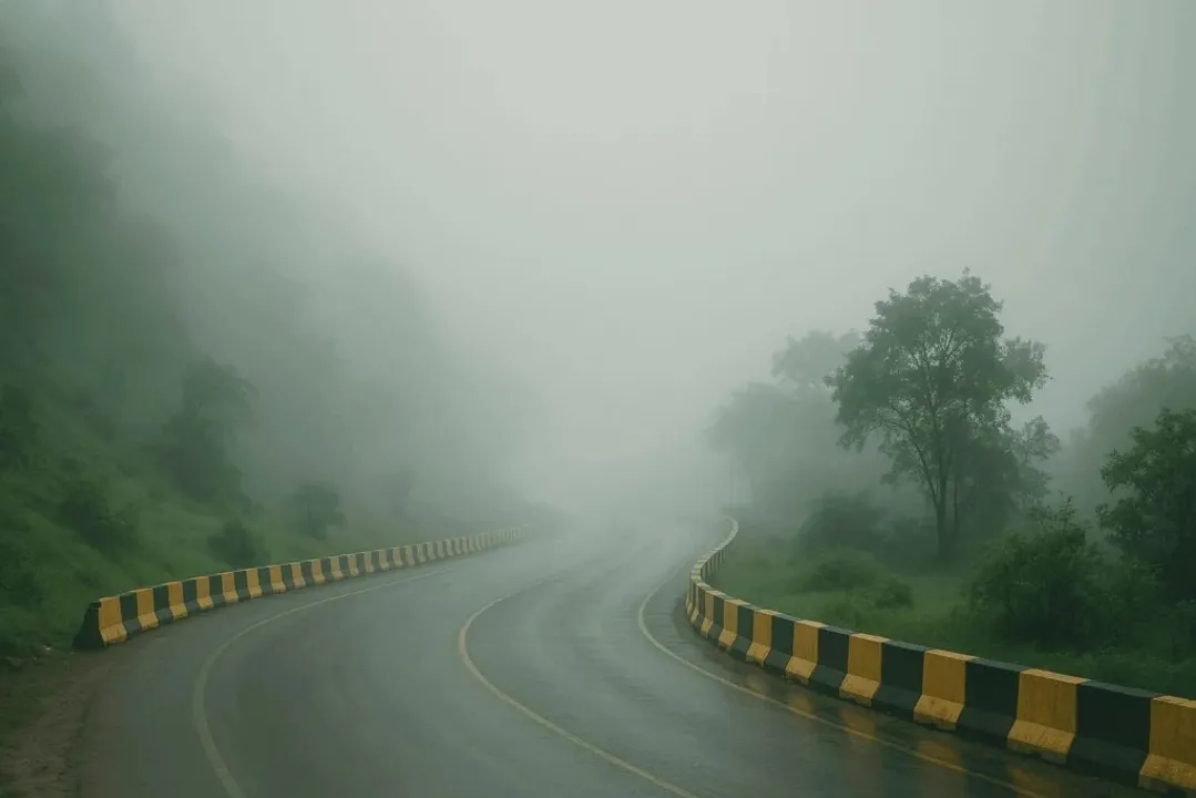  ଘନ କୁହୁଡିରେ ଆଚ୍ଛାଦିତ କୋରାପୁଟ–ଖୋର୍ଦ୍ଧା ,  ଯାତାୟାତ ବାଧାପ୍ରାପ୍ତ