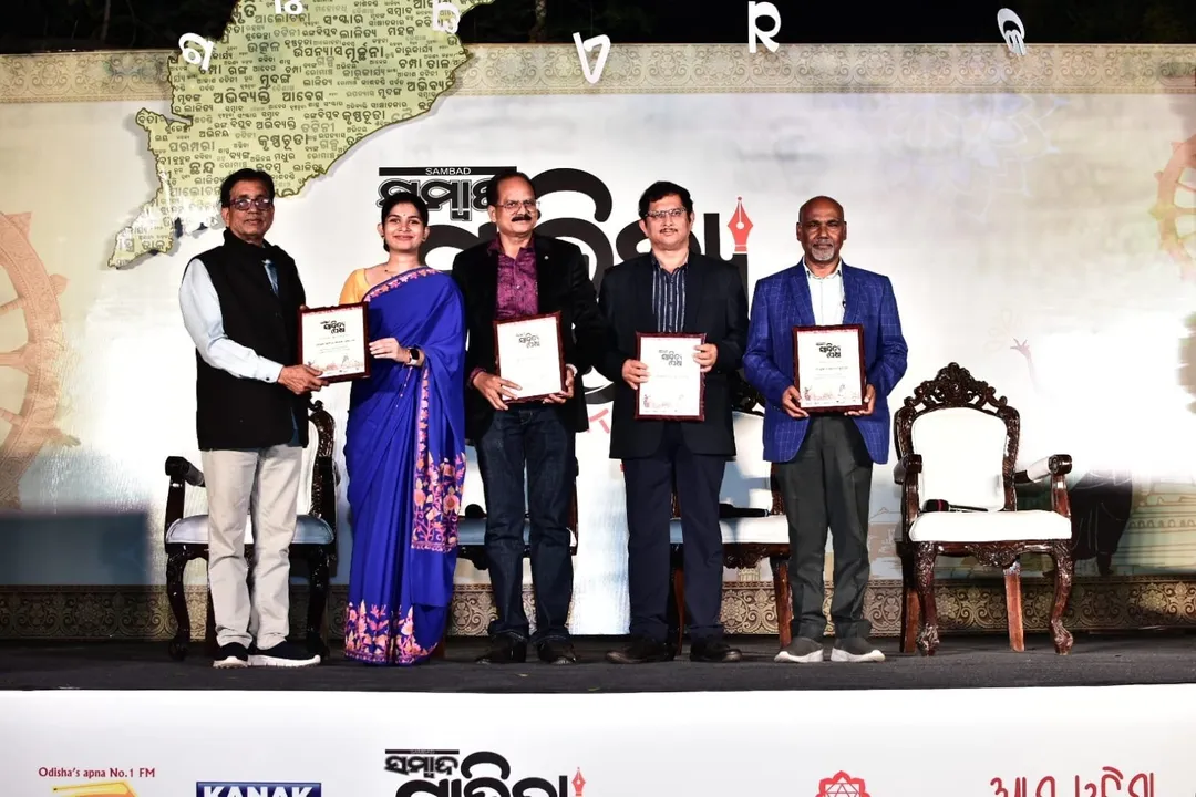  ‘Sambad Sahitya Pakshya’ Photograph: (Kanak News) 