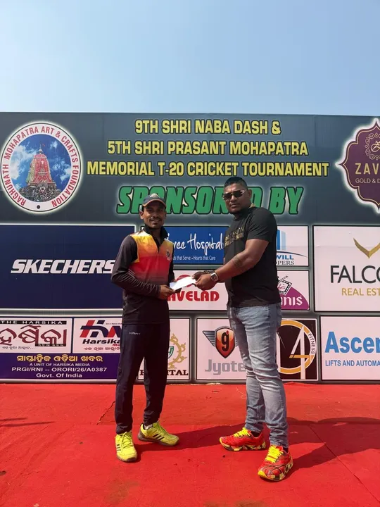  ନବ ଦାଶ-ପ୍ରଶାନ୍ତ ମହାପାତ୍ର ସ୍ମାରକୀ କ୍ରିକେଟ୍‌: ଫାଇନାଲ୍‌ରେ ରାମେଶ୍ବର ସ୍ପୋର୍ଟିଂ-ବାପୁଜୀ କ୍ରିକେଟ୍‌ କ୍ଲବ୍‌