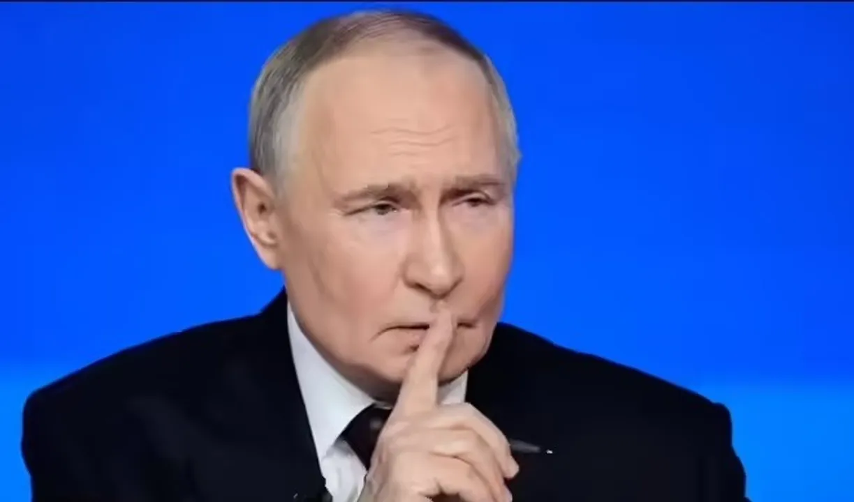  PUTIN Photograph: (KANAK NEWS) 