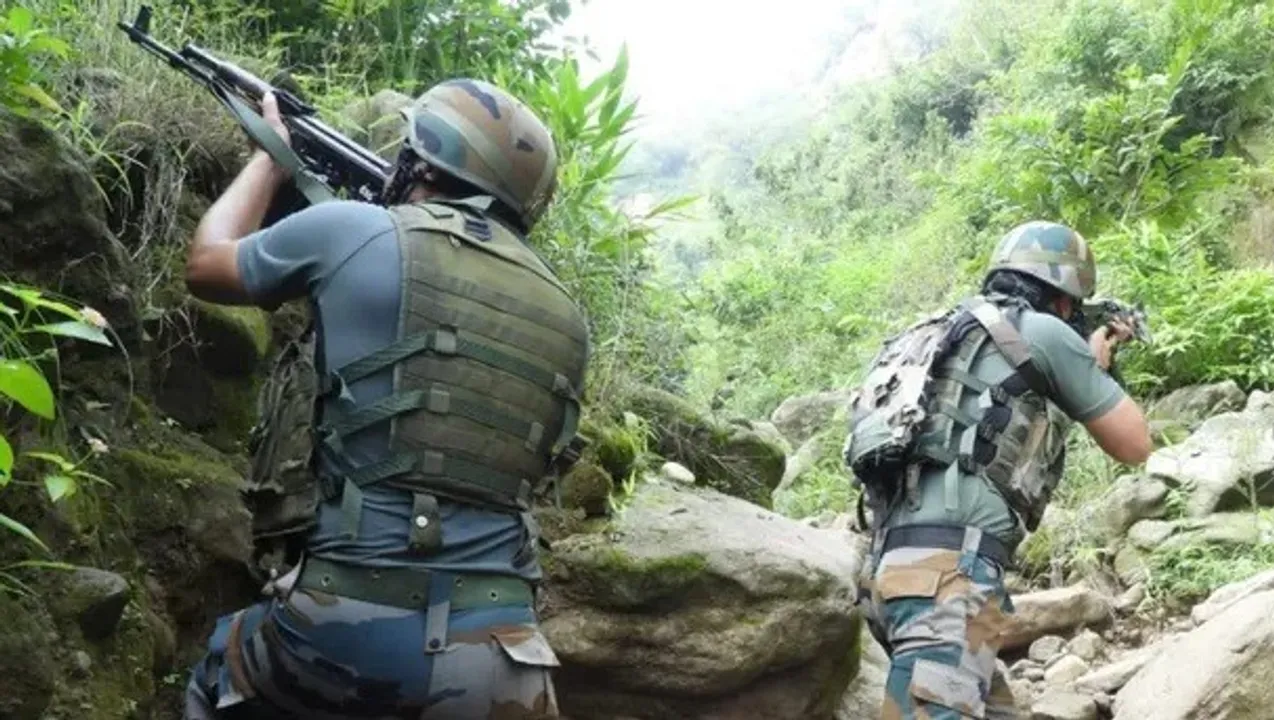  Encounter Photograph: (kanak news) 