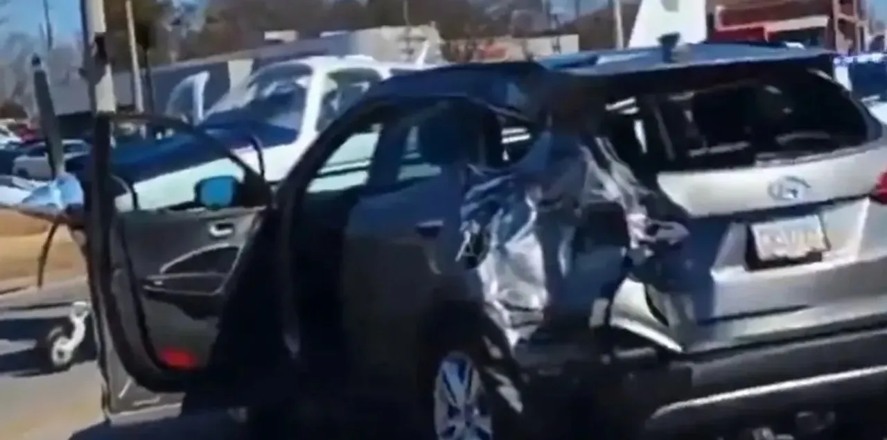  Photograph: (kanaknews) 