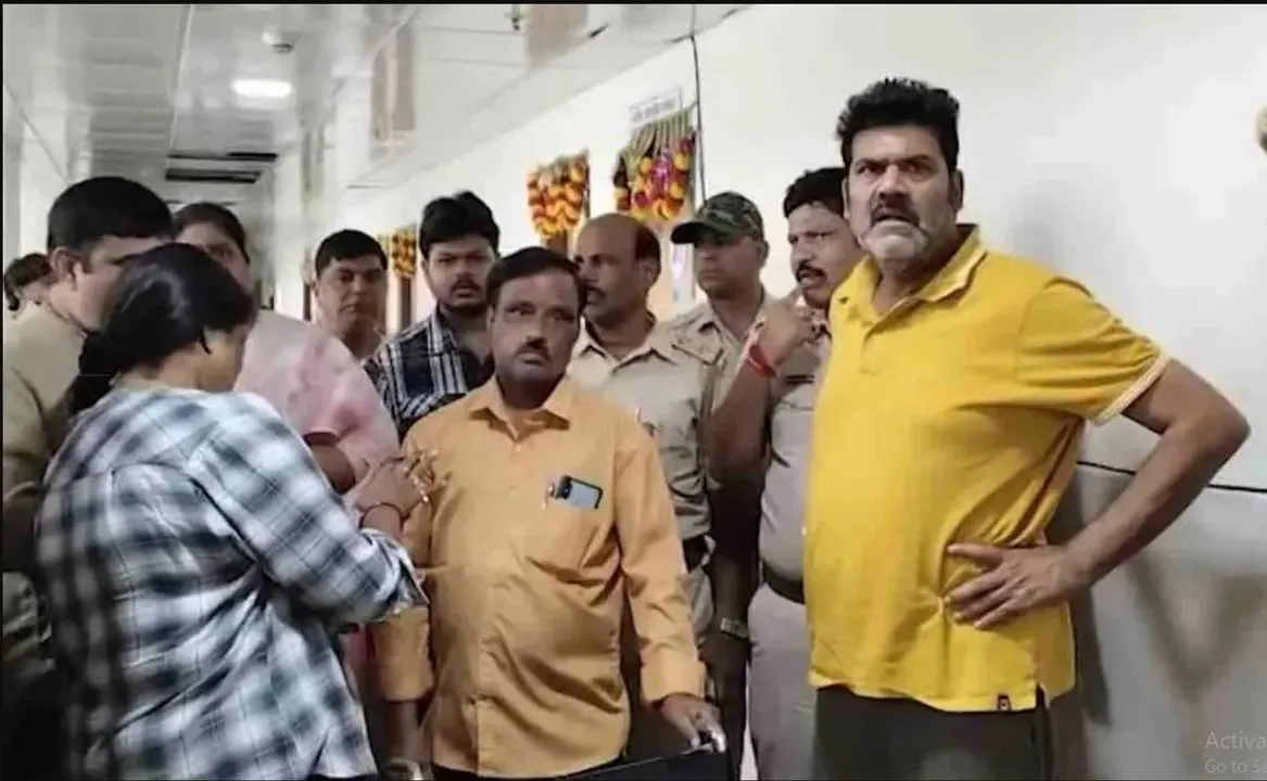  ଜେଲରେ ପୂର୍ବତନ ବିଧାୟକ ବିକ୍ରମ ପଣ୍ଡା ଗୁରୁତର, ପେଟ ଯନ୍ତ୍ରଣା ପାଇଁ ପୁଣି ହସ୍ପିଟାଲରେ ଭତ୍ତି