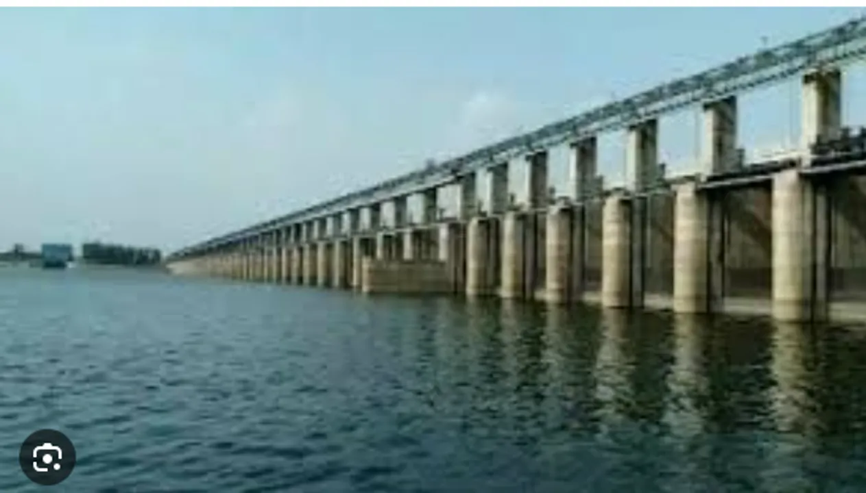  Photograph: (KANAKNEWS) 