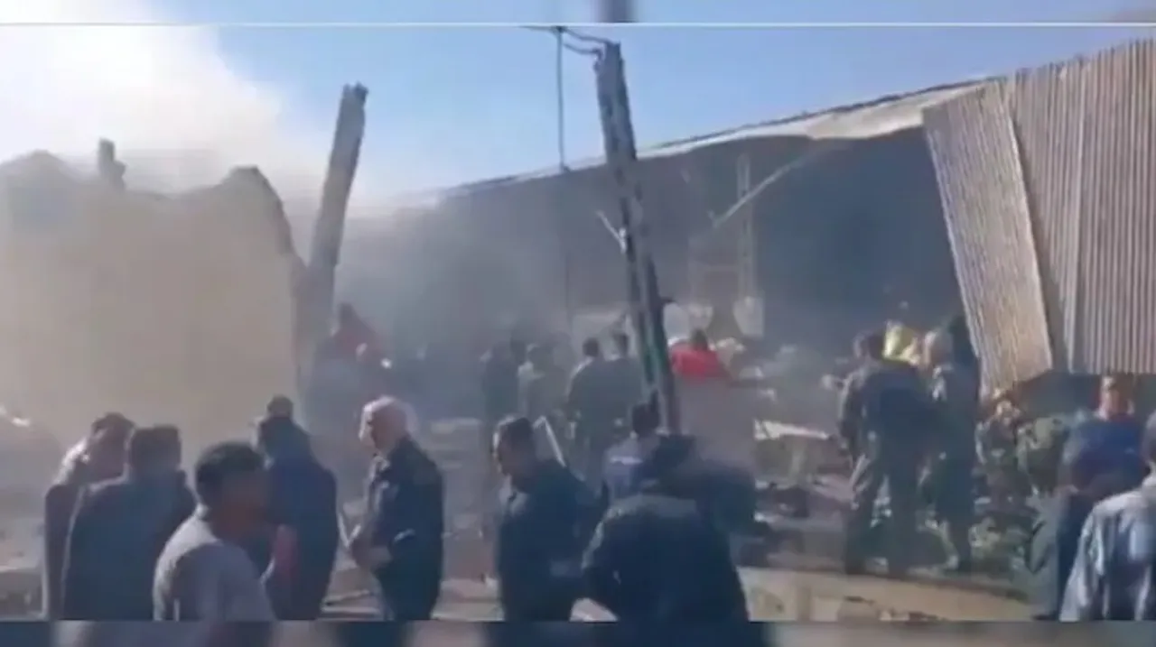  Iran Photograph: (kanak news) 