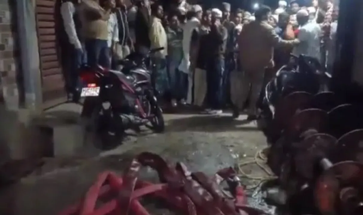  up Photograph: (kanak news) 