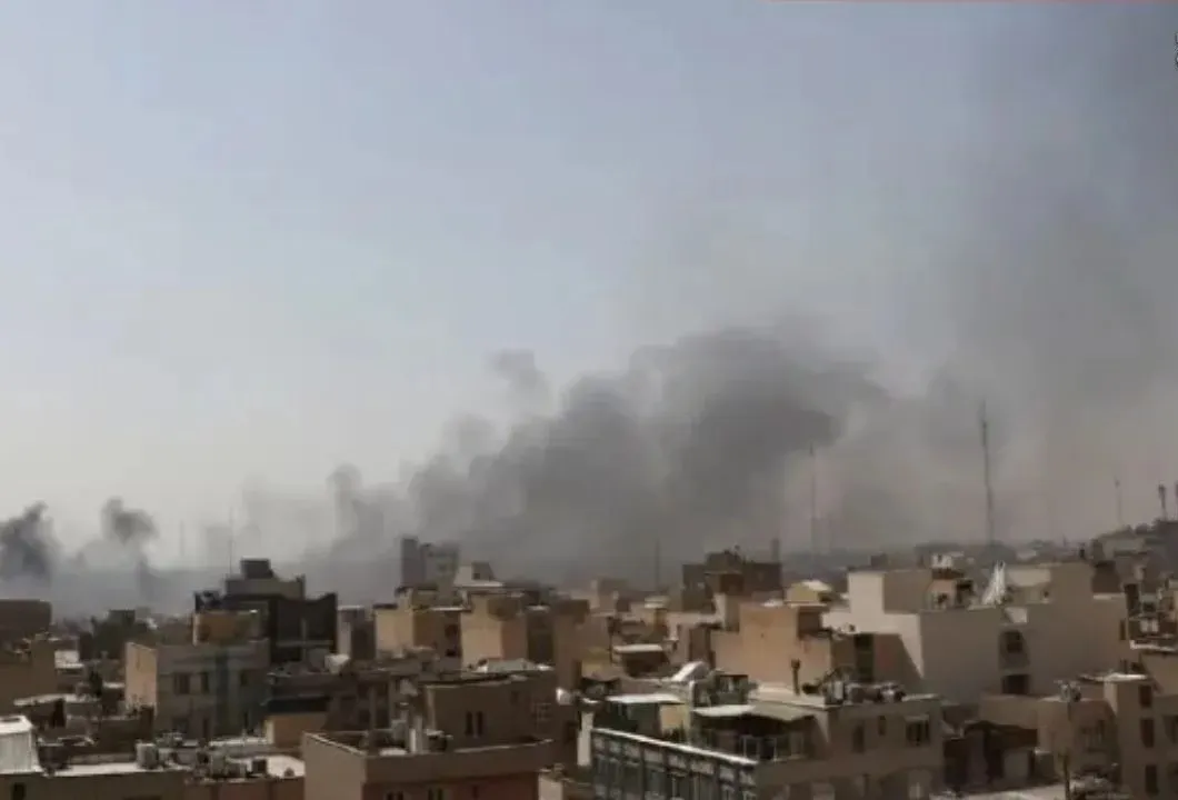  Photograph: (kanaknews) 