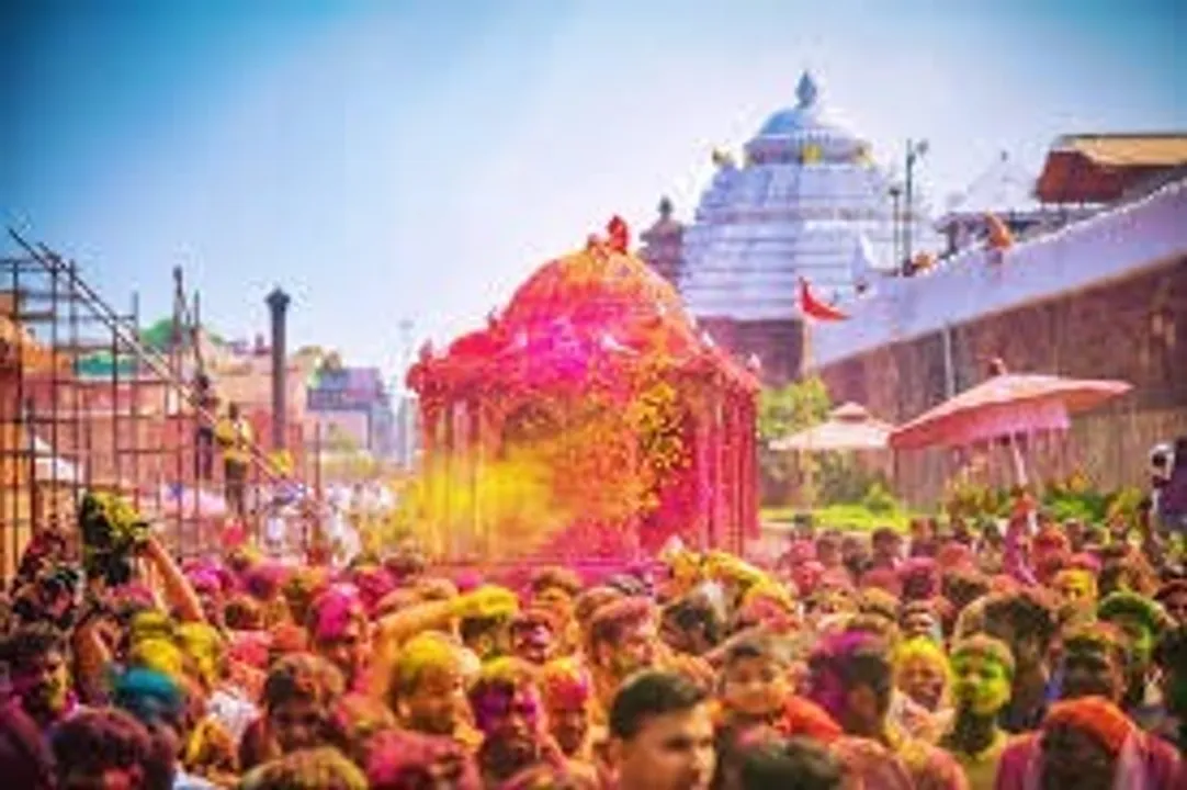  Dola Purnima Photograph: (Kanak News) 