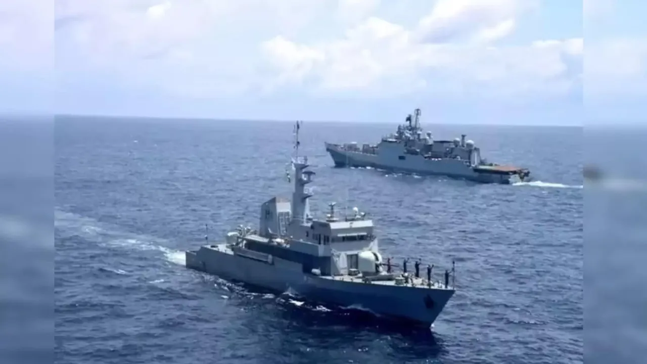  America Photograph: (kanak news) 