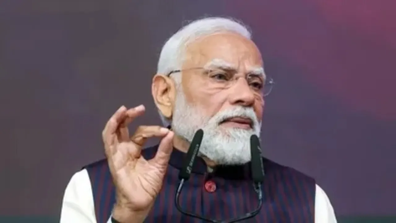  PMOIndia Photograph: (kanak news) 