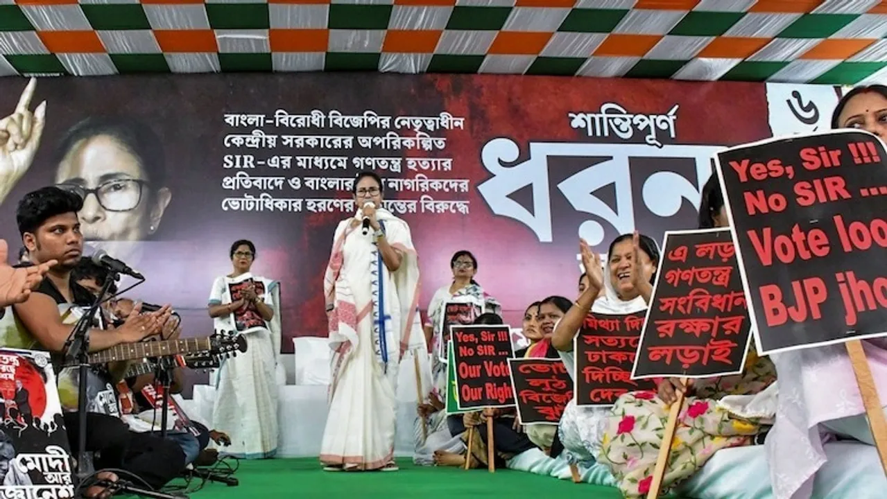  Mamata banarjee Photograph: (kanak news) 