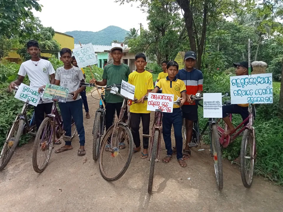  ସୁରକ୍ଷିତ ପରିବେଶ, ସୁରକ୍ଷିତ ଜୀବନ ନାମରେ କମ୍ପିଲା ଗାଁ ଦାଣ୍ଡ । ମର୍ଦ୍ଦାବାଡି ଛାତ୍ର କମିଟି ତରଫରୁ ଆରମ୍ଭ ହେଲା ବୃକ୍ଷରୋପଣ କାର୍ଯ୍ୟକ୍ରମ