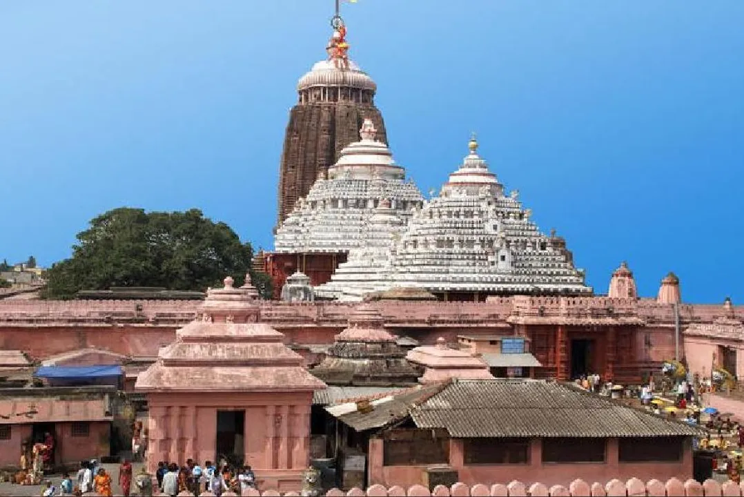  ଆନନ୍ଦ ବଜାର  ଜଗିଲେ ଅବସରପ୍ରାପ୍ତ ସେନା ଅଧିକାରୀ; ଦୁଇଟି  ସିଫ୍ଟରେ କାମ କରିବେ ୨୦ ଜଣ