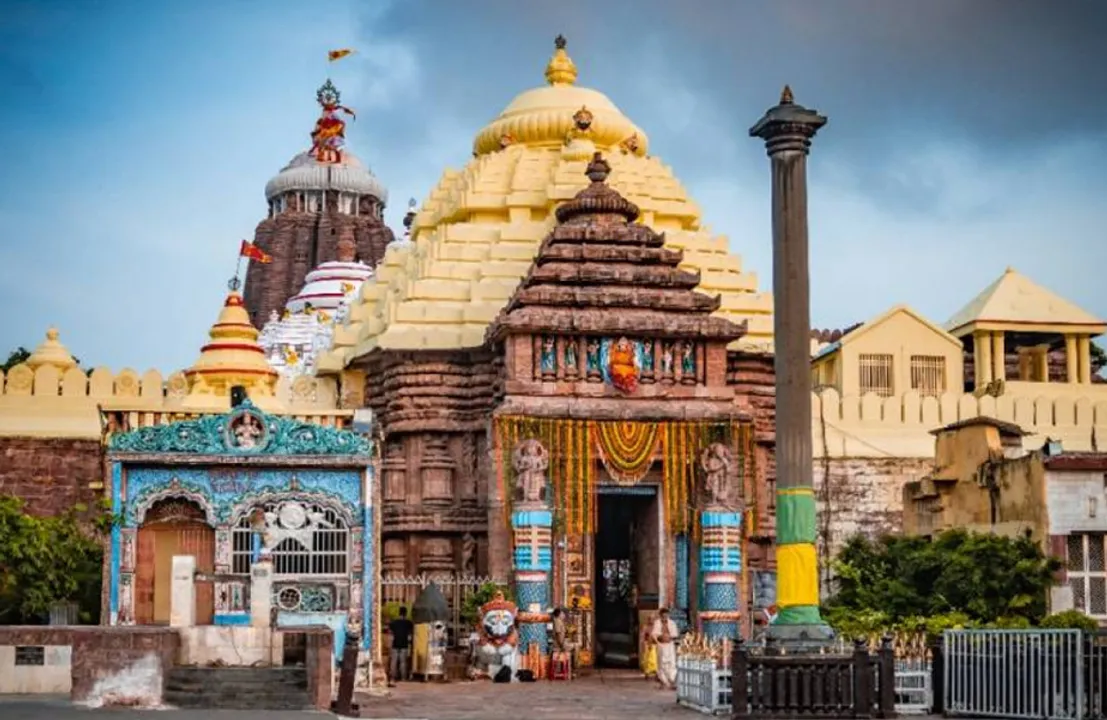  କନକ ନ୍ୟୁଜର ବଡ଼ ପ୍ରଭାବ; ଶ୍ରୀମନ୍ଦିର ପ୍ରଶାସନ ଅଫିସରୁ ବିଦା ହେଲେ ୩୨ ଅବସରପ୍ରାପ୍ତ କର୍ମଚାରୀ