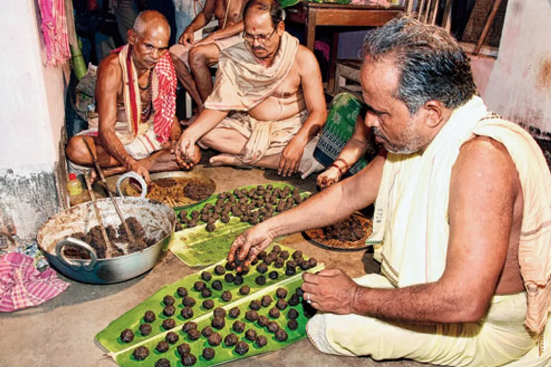  ଜ୍ୱରରେ ପୀଡିିତ ମହାପ୍ରଭୁ ଶ୍ରୀଜଗନ୍ନାଥ : ସୁସ୍ଥ ହେବା ପାଇଁ ଆଜି ଦଶମୂଳ ଲାଗି