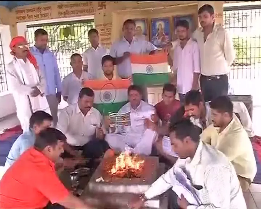  ସିନ୍ଧୁଙ୍କ ସଫଳତା ପାଇଁ ପୂଜାର୍ଚ୍ଚନା : ଅଲିମ୍ପିକ୍ସ ବ୍ୟାଡମିଂଟନ ଫାଇନାଲରେ ଭାରତୀୟ ସଟଲର