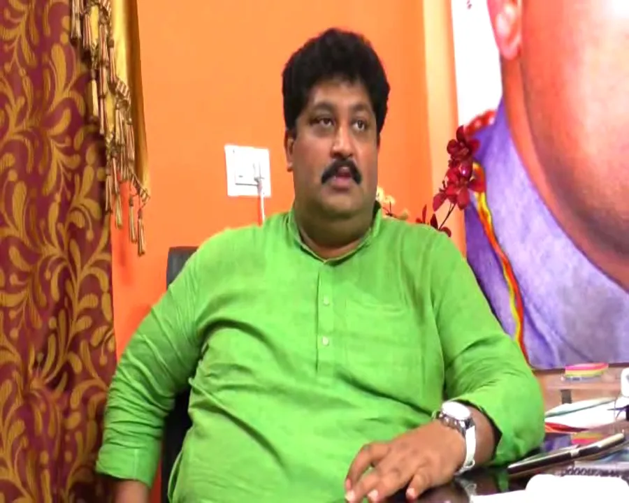  ସିୱେଜ ଜିଏମ ମହେନ୍ଦ୍ର ସ୍ୱାଇଁ ହତ୍ୟାକାଣ୍ଡ ମାମଲା : ବାପି ସର୍ଖେଲଙ୍କ ନାଁରେ ଲୁକ୍ ଆଉଟ୍ ନୋଟିସ୍ ଜାରି