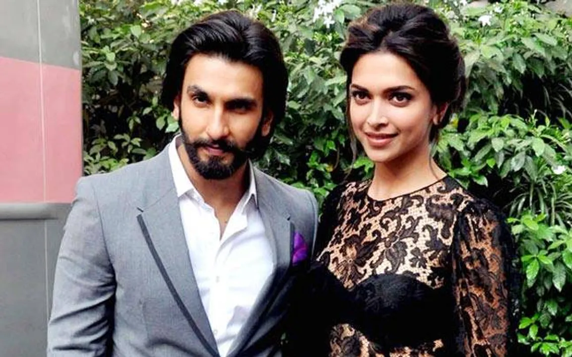  ରାଜ୍ ଉପରୁ ଉଠିଲା ପରଦା ! ନୂଆବର୍ଷରେ ଏକାଠି ଦେଖିବାକୁ ମିଳିବନି ରଣବୀର ଏବଂ ଦୀପିକାଙ୍କୁ