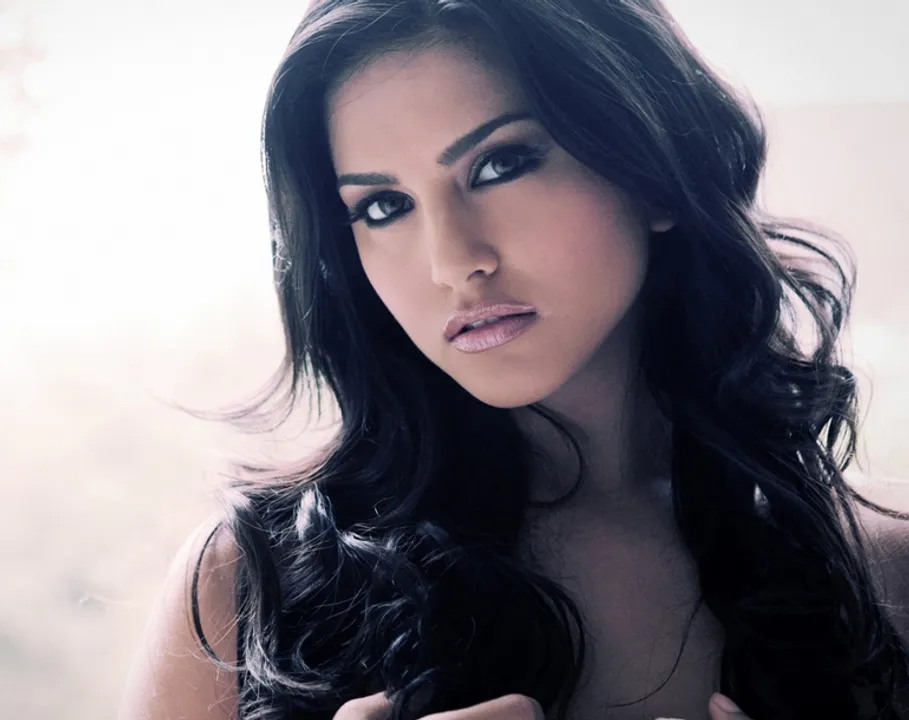  ସନ୍ନିଙ୍କ ପର୍ଣ୍ଣ ସିନେମା ଦେଖିବା ପାଇଁ ଦିୱାନା ଭାରତୀୟ ଦର୍ଶକ ! ବିଶ୍ୱରେ ଭାରତର ସ୍ଥାନ ଚତୁର୍ଥ