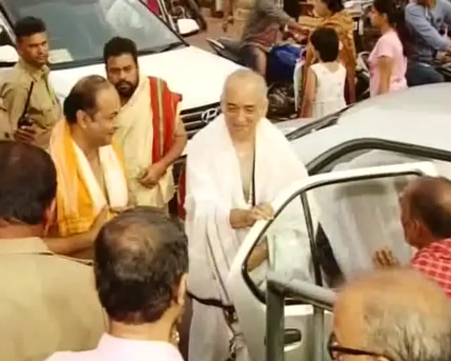  ଜଗମୋହନ ମରାମତି ଅନୁଧ୍ୟାନ କଲେ ଗଜପତି ମହାରାଜ ! ଦେବସ୍ନାନ ପୂର୍ଣ୍ଣିମା ପୂର୍ବରୁ କାମ ସାରିବାକୁ ପରାମଶ