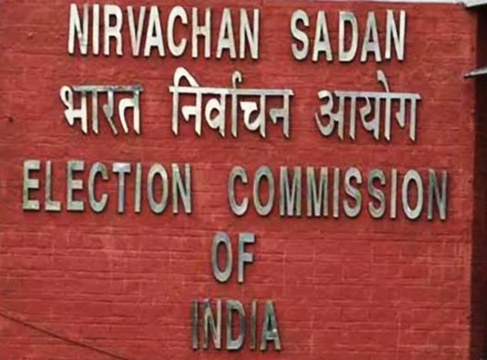  Photo Courtesy : http://www.politicalmirror.com 