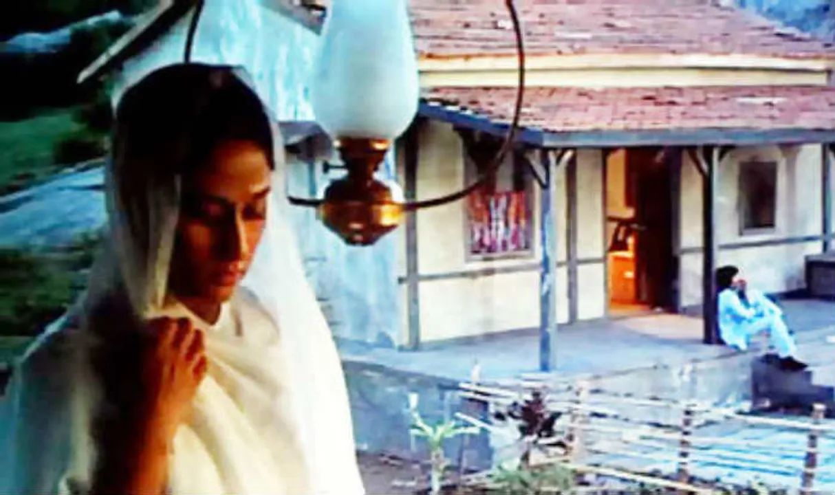  Photo Courtesy : www.bollywoodpapa.com 