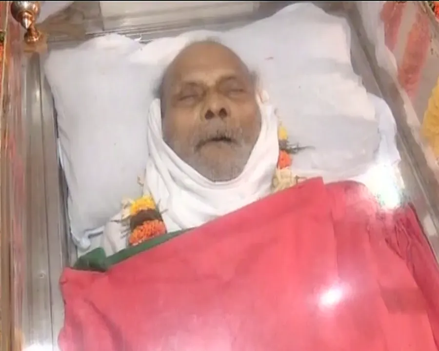 ବିଦାୟ ରବି ରାୟ ! ରାଷ୍ଟ୍ରୀୟ ମର୍ଯ୍ୟାଦା ସହ ସଂପନ୍ନ ହେଲା ରବି ରାୟଙ୍କ ଶେଷ କୃତ୍ୟ