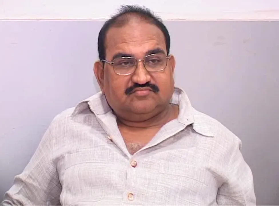  ବରିଷ୍ଠ ବିଜେପି ନେତା ଜୟନାରାୟଣ ମିଶ୍ର ଦଳରୁ ନିଲମ୍ବିତ ! ଦଳୀୟ ହ୍ୱିପକୁ ଅବମାନନା କରିଥିବାରୁ କଠୋର କାର୍ଯ୍ୟାନୁଷ୍ଠାନ