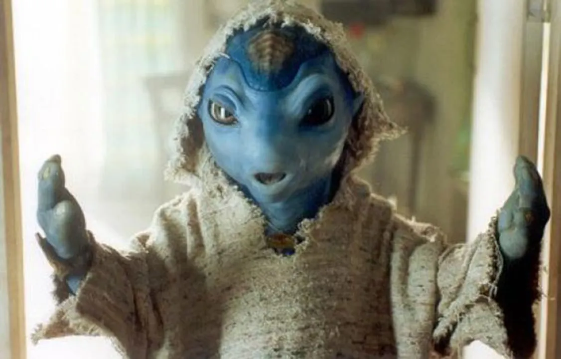  Source:
missmalini.com 
