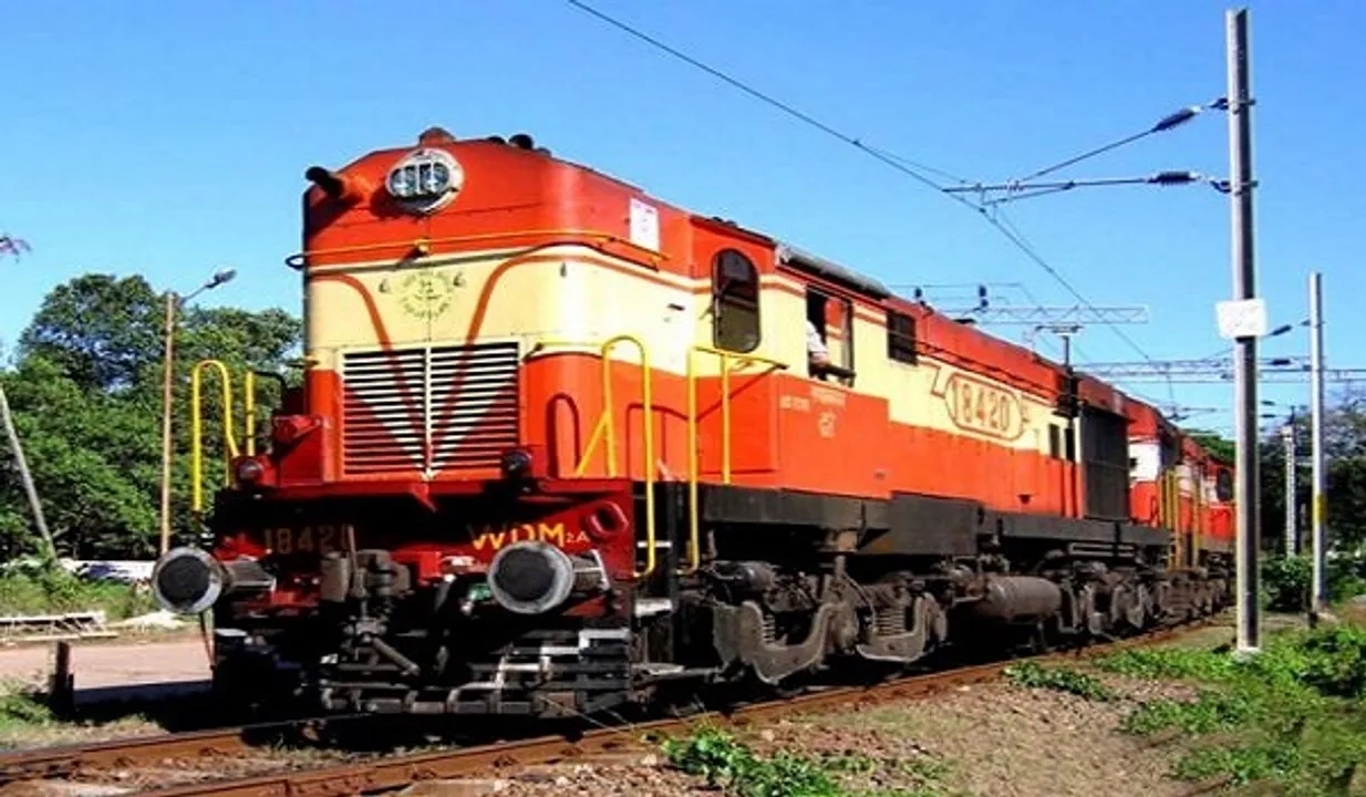 photo courtesy-http://www.indianrailwaynews.com 