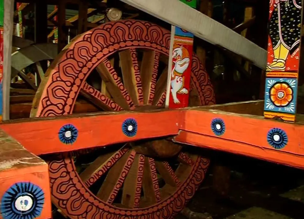  ଦେବଦଳନ ରଥରେ ଲାଗିବ ନୂଆ ଅଖ ! କମିଟି ଓ ବିଶେଷଜ୍ଞ ଟିମର ଯାଂଚ ପରେ ଆରମ୍ଭ ହେଲା କାମ