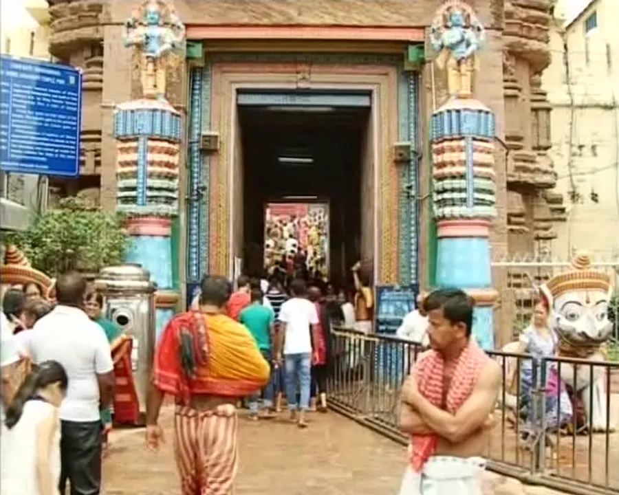  ଆଜି ଶ୍ରୀଜିଉଙ୍କ ନବଯୌବନ ଦର୍ଶନ ! ମନ୍ଦିର ଭିତରେ ସ୍ୱତନ୍ତ୍ର ନୀତି