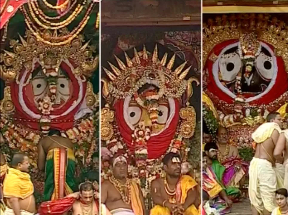  ସୁନାବେଶରେ ଶ୍ରୀଜୀଉ !