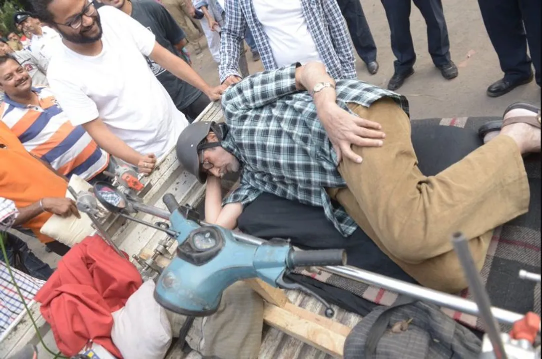  Image Courtesy : https://pbs.twimg.com 