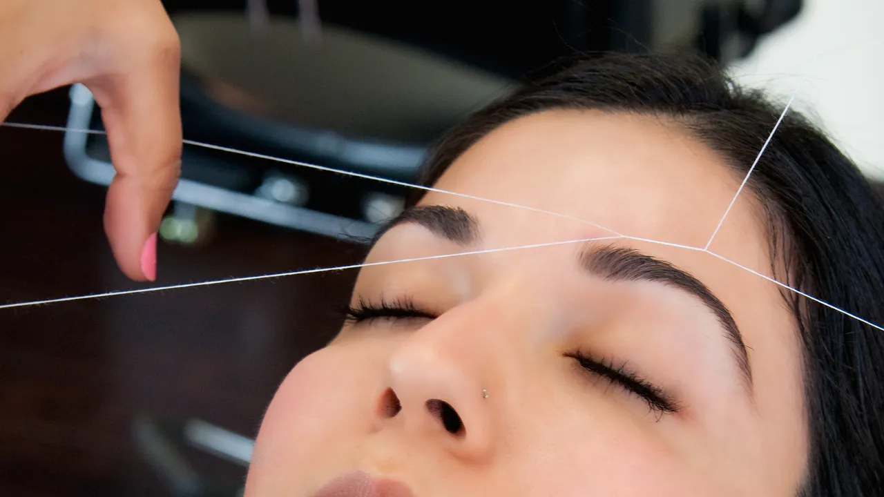  Image Courtesy : http://sasabeautyandbrow.com 